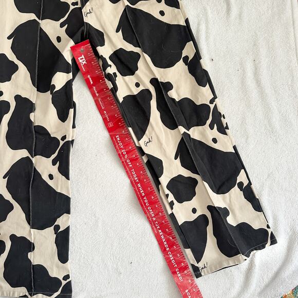 Lisa Says Gah Cow Print Robyn Jeans - Picture 9 of 10